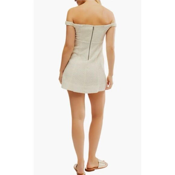 NWT Free People Women's M Berry Kiss Ivory Off-The-Shoulder Mini Dress NEW $128 - Picture 3 of 10